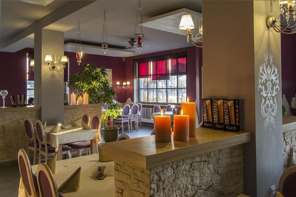 Hotel Notabene Świdnik Kültér fotó