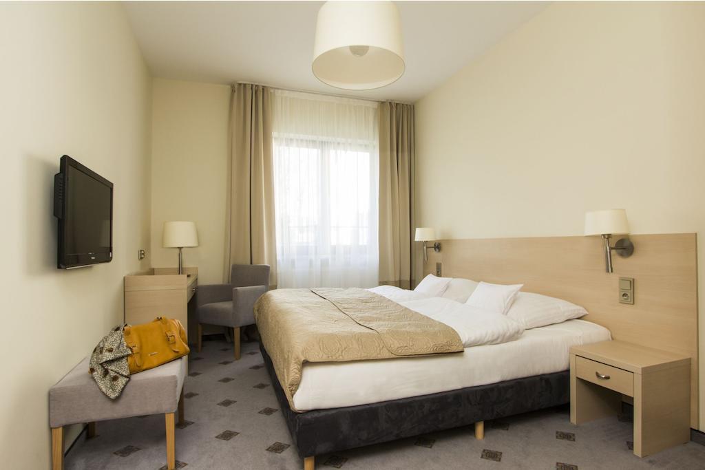 Hotel Notabene Świdnik Szoba fotó