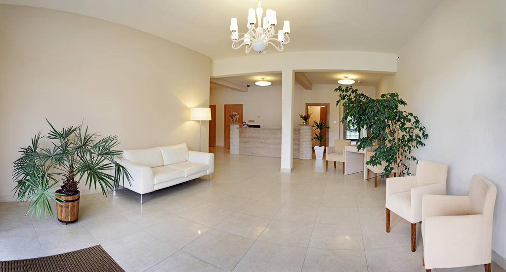 Hotel Notabene Świdnik Kültér fotó